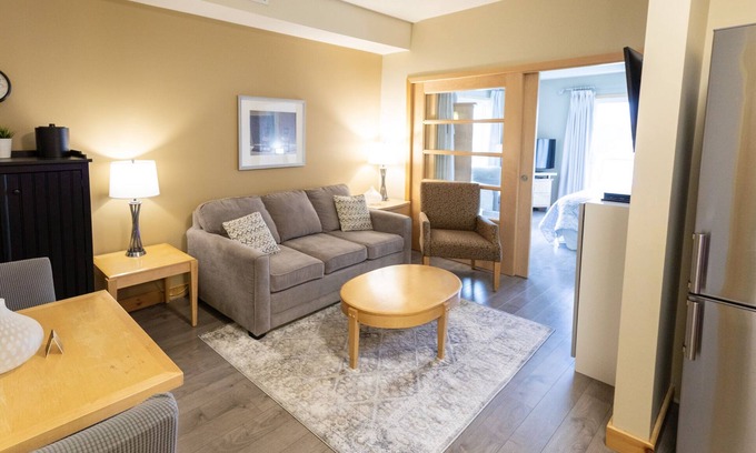 Gimli Condo | Gimli Beach Condos # 2 - Gimli's best location!