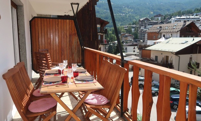 Sauze d'Oulx Apartment | Ginevra by Interhome