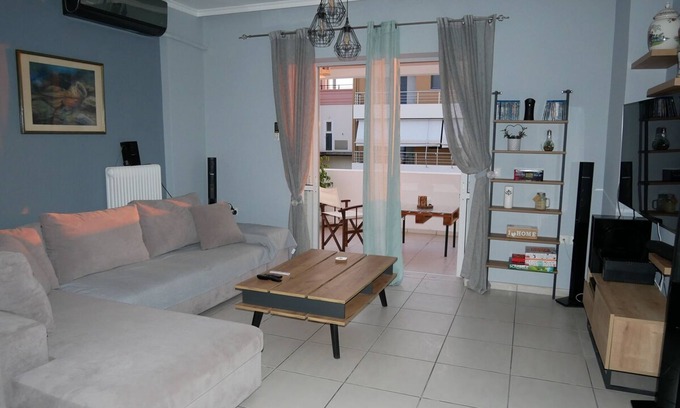 Old Town Apartment | Gio's Central Cosy Apartment with private balcony