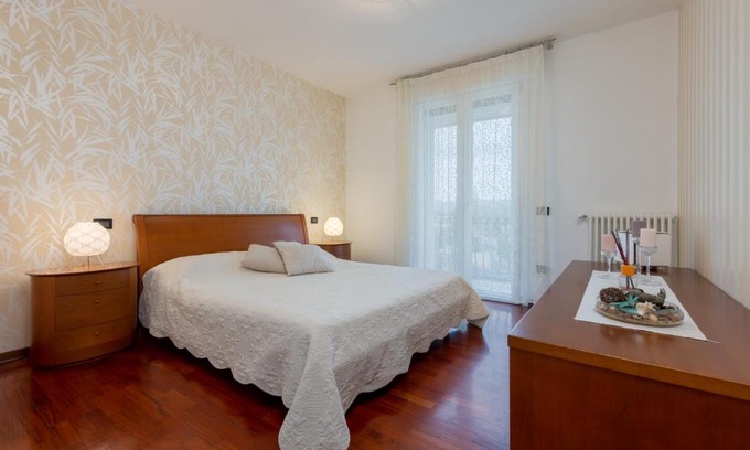 Due Carrare Apartment | GIOTTO Guesthouse