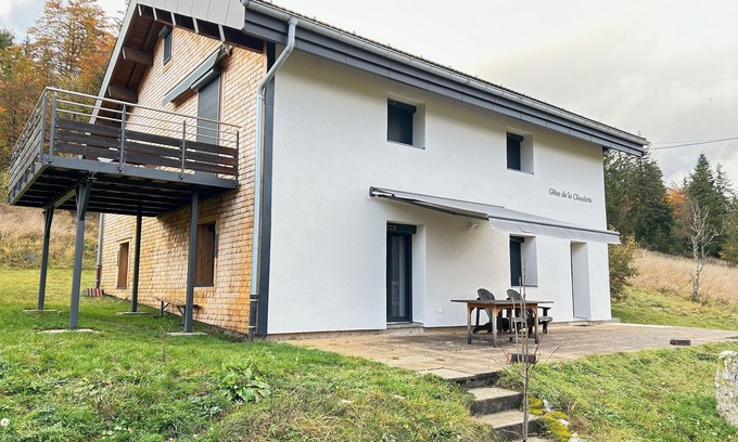 Morbier Apartment | Gite 7 Personnes Haut Jura Pleine Nature
