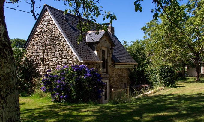 Hautefage Cottage | Gite A'mour Vallé de la Dordogne Hautefage