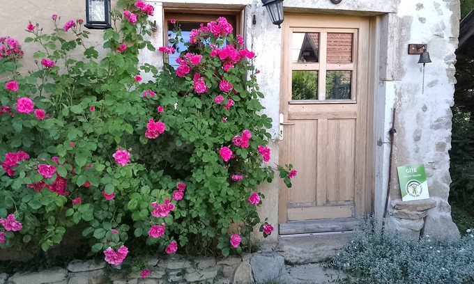 La Croisette Cottage | Gite at Col de La croisette between Jura and Alps near Geneva