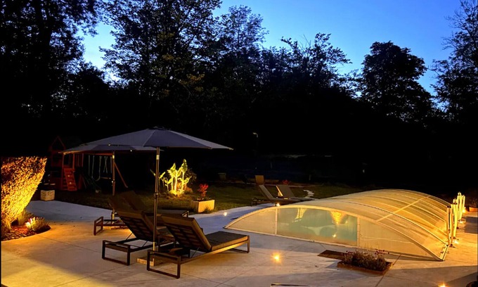 Bougnon Cottage | Gite Bougnon, 4 bedrooms, 9 persons