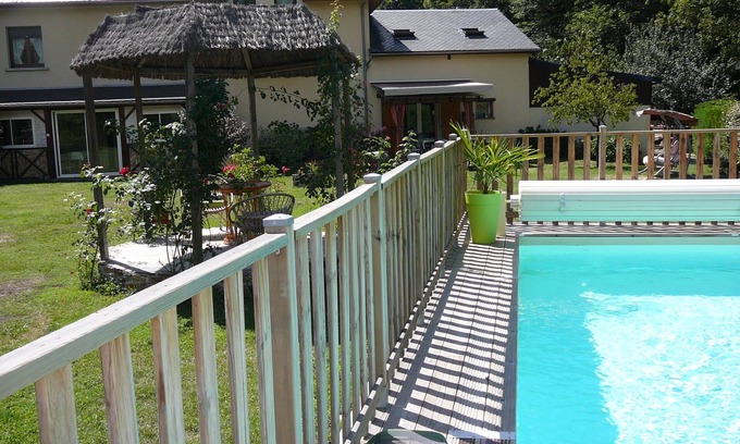 Saint-Chely-d'Aubrac House | Gite Coté Boralde