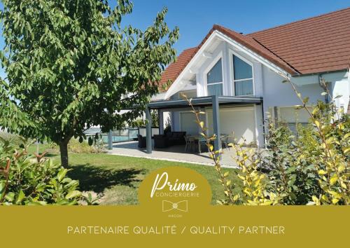 Gigny-sur-Saone Villa | Gite de Mortagne, Chalet avec Piscine - BY PRIMO C0NCIERGERIE