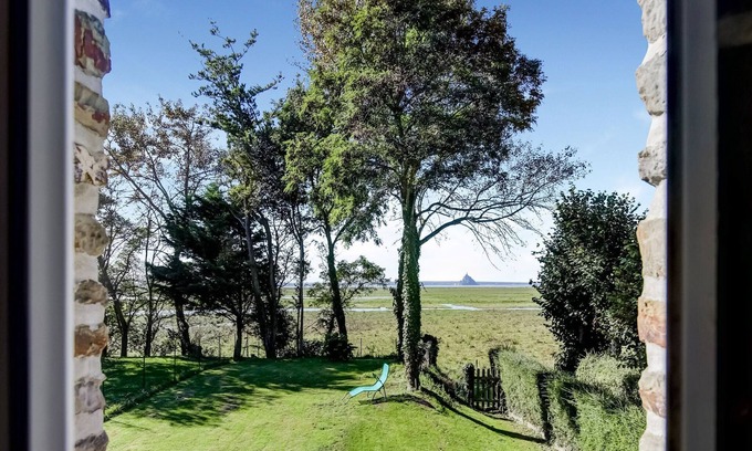 Vains House | Gîte des Salines in stone with views