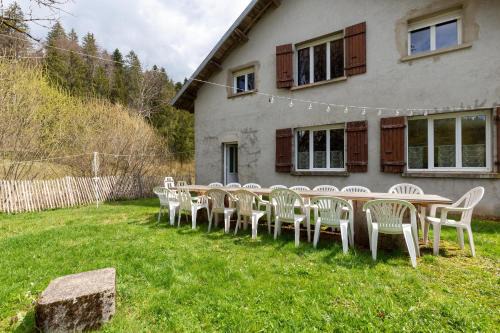 La Chaux-du-Dombief House | Gite Du Dombief