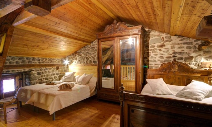 Essertines-en-Chatelneuf Cottage | Gite Essertines-en-Châtelneuf, 2 bedrooms, 6 persons