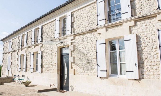 Bougneau House | Gîte for holidaymakers, curists, seasonal workers