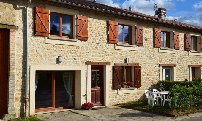 Chatillon-sous-les-Cotes House | GÎTE L'EFFRAIE 4/6 persons 3 bedrooms, jacuzzi games room, 10 min from Verdun