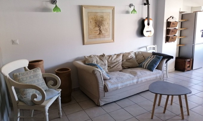Cazouls-les-Beziers House | Gite le Magasin