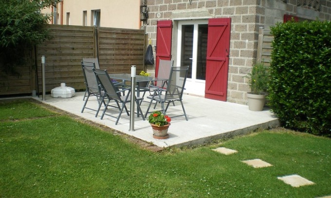 Friville-Escarbotin Cottage | Gite " les Magnolias" in a park a few Kms from La cote (2 nights mini)