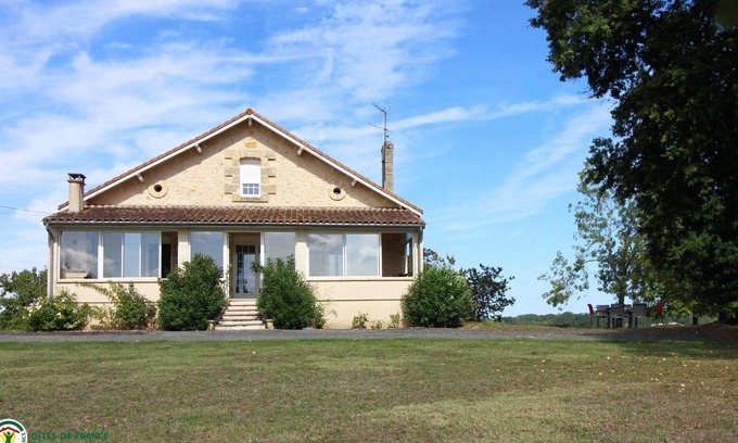 Sainte-Colombe House | Gite Moya - Sainte-colombe
