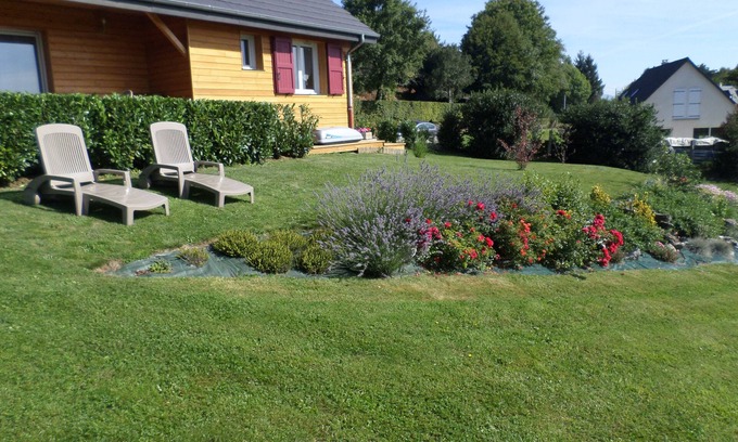 Teissieres-les-Boulies Ski Chalet | Gite nine wooden frame in the Cantal Aveyron limit