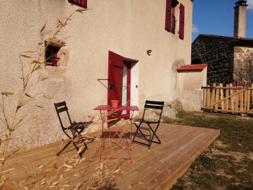 Hermitage-Tournonais-Herbasse-Pays de Saint-Felicien House | Gite romantique de la Ferme du Pral