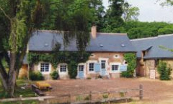 Saint-Pierre-du-Lorouer Cottage | Gite Saint-Pierre-du-Lorouër, 4 bedrooms, 8 persons