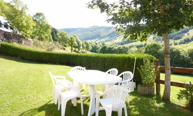 Saint-Projet-de-Salers Cottage | Gite Saint-Projet-de-Salers, 2 bedrooms, 4 persons