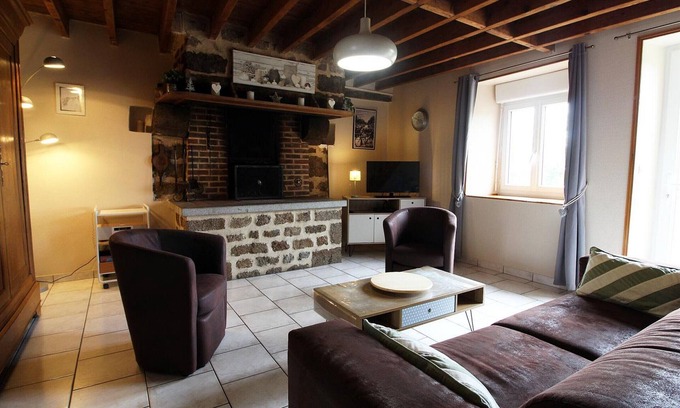 Saint-Bomer-les-Forges Cottage | Gite Saint-Bômer-les-Forges, 3 bedrooms, 6 persons