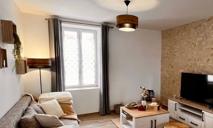 Saint-Valentin House | Gite Saint-Valentin, 1 bedroom, 4 persons