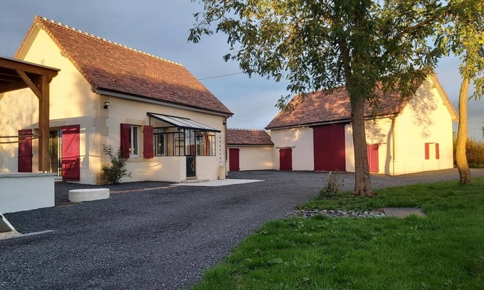 Saligny-sur-Roudon Cottage | Gite Saligny-sur-Roudon, 2 bedrooms, 5 persons