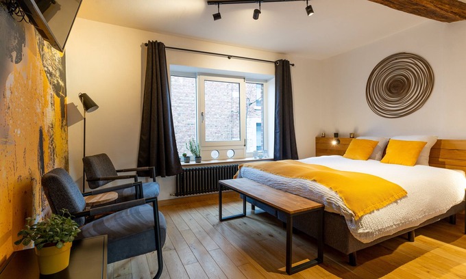 Waha Apartment | Gite Urbain au Centre de Marche-en-famenne Proche de Nombreuses Promenades