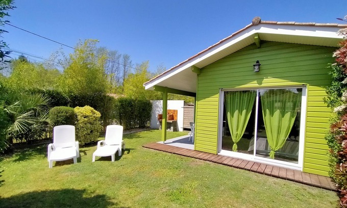 Brach Cottage | Gite with swimming pool wellness area shared between Bordeaux and Lacanau ocean