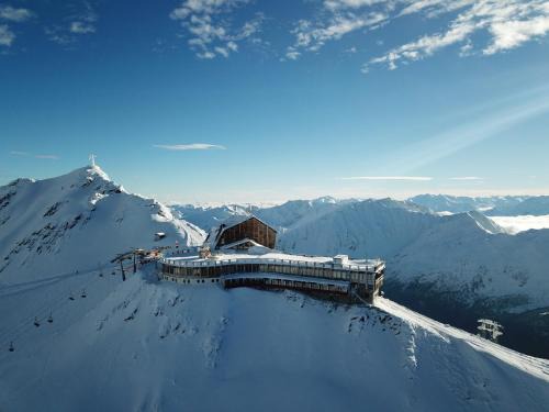 Vernago Hotel | Glacier Hotel Grawand