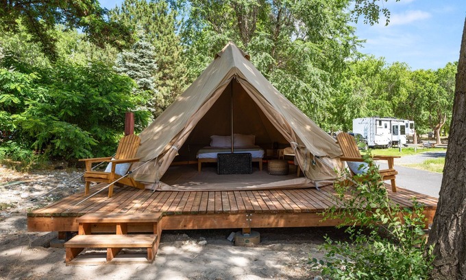 Soap Lake RV Rental | Glamping Comfort & Adventures at Smokiam RV Resort