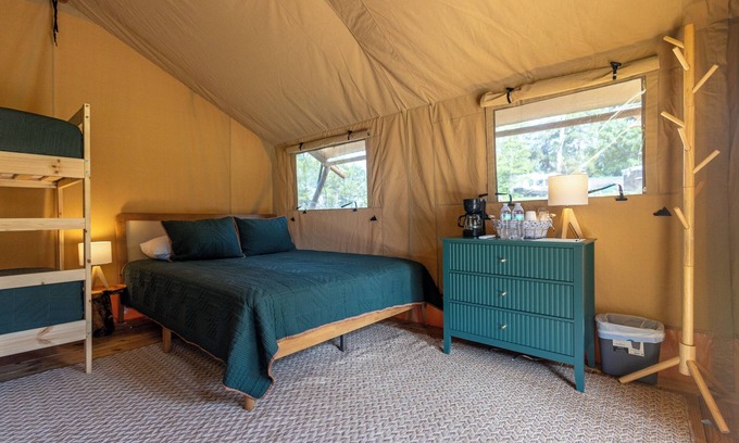 Onalaska RV Rental | Glamping Retreat at Lake Livingston