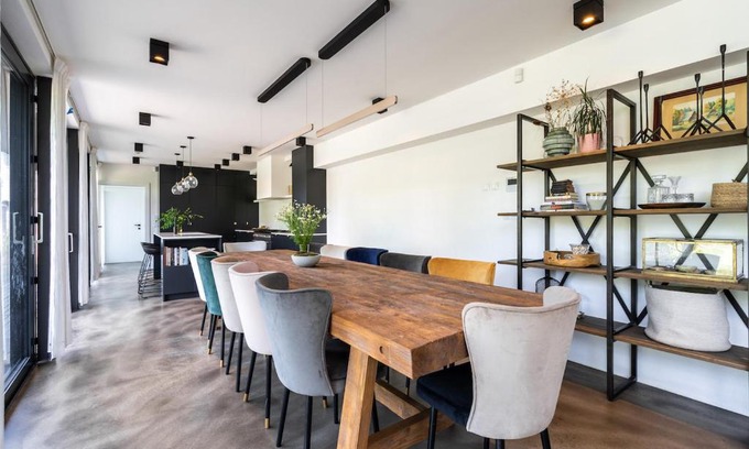 Cerneves Villa | Glass House