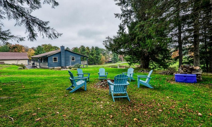 McHenry House | Gleanings Pond