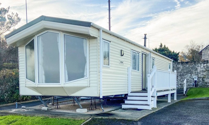 Llanddulas Cottage | Gold Sierra - UK41942