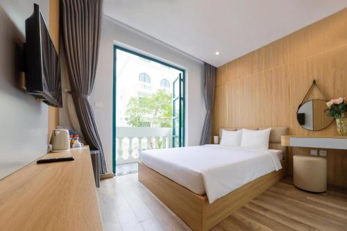 Duong To Hotel | Golden Dragon Hotel