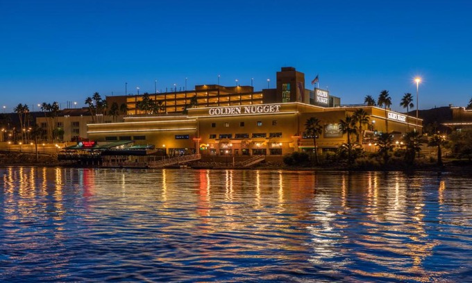 Laughlin Resort | Golden Nugget Laughlin