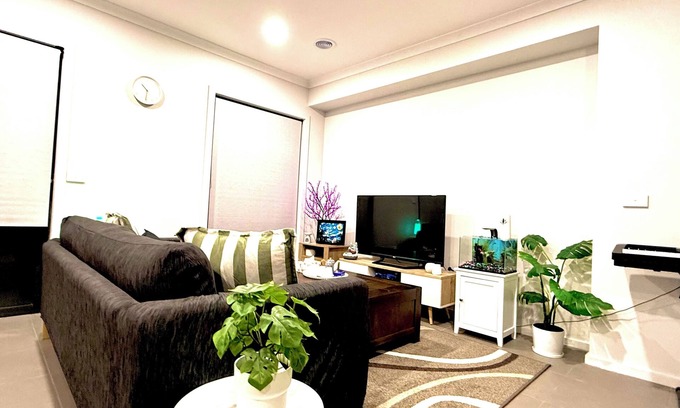 Clyde North House | Golden Palm Palace- A perfect balance for stay away holiday and modern life