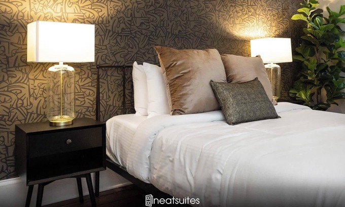 Covington House | Goldie on Greer - Perfect for 4!