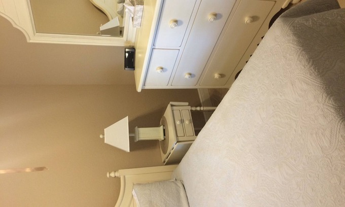 Gateway Condo | Gorgeous 3 bd condo in gated community-Walk to jetBlue park!