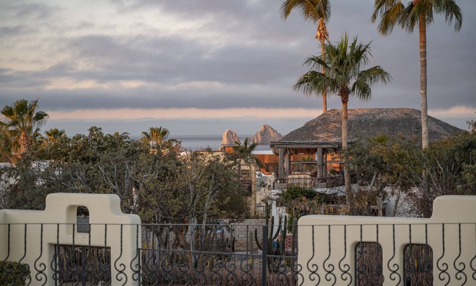 Cabo Bello Villa | Gorgeous 6 Bdr. Home in Cabo Bello, Walk to the beach, Heated Pool & Ocean Views