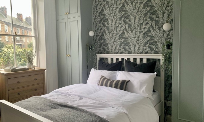 Newington Condo | Gorgeous Georgian Flat near London Eye, Big Ben
