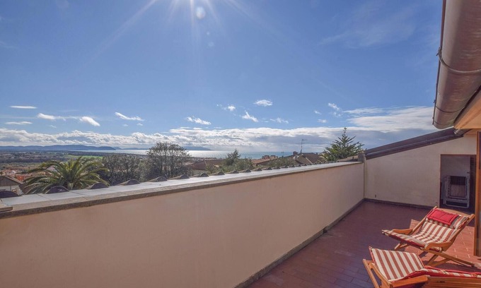 San Vincenzo House | Gorgeous home in San Vincenzo -LI-