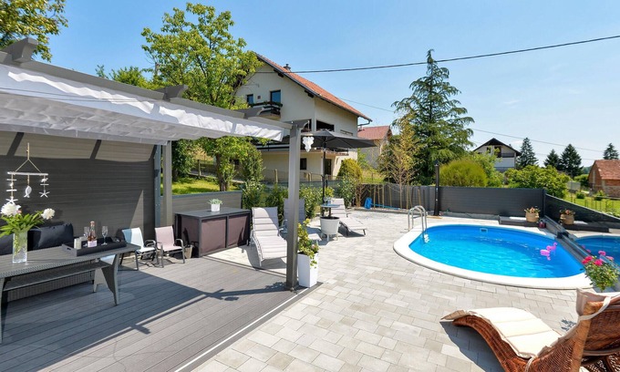 Tuhelj House | Gorgeous home in Cresnjevec, Tuhelj