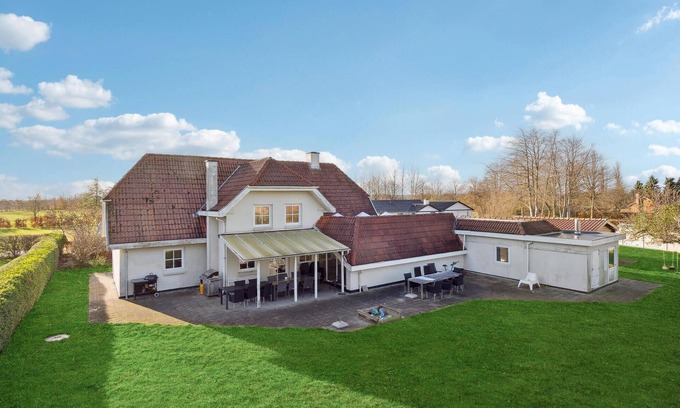 Tørresø House | Gorgeous home in Otterup with kitchen