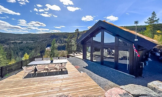 Lardal Municipality House | Gorgeous home in Passebekk with kitchen