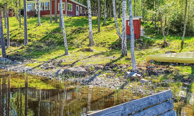 Svanskog House | Gorgeous home in Svanskog with kitchen