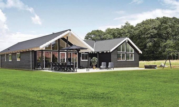 Lohals House | Gorgeous home in Tranekær with sauna