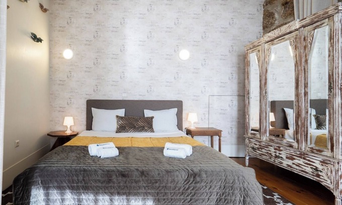 Lordelo do Ouro e Massarelos Apartment | Gorgeous Modern Flat w/Balcony | Ace Location