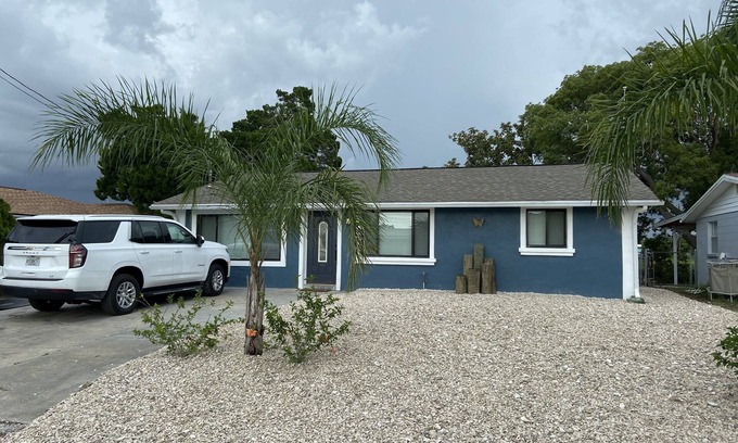 Sea Ranch On The Gulf House | Gorgeous Seaside Seashell Cottage With Kayaks Included!