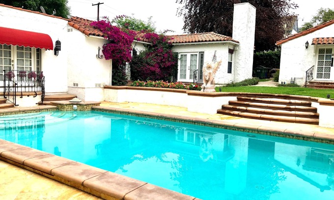 Whittier Villa | Gorgeous Spanish Home Villa in a Secret Garden with pool: your OWN resort🕊