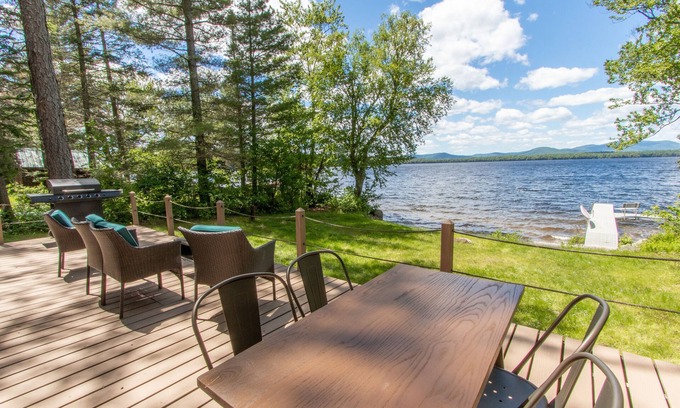 Lake Pleasant Cottage | Gorgeous Sunsets, steps away from Lake Pleasant Golf Course!
